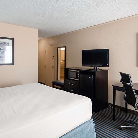 Best Western Leesburg Buitenkant foto